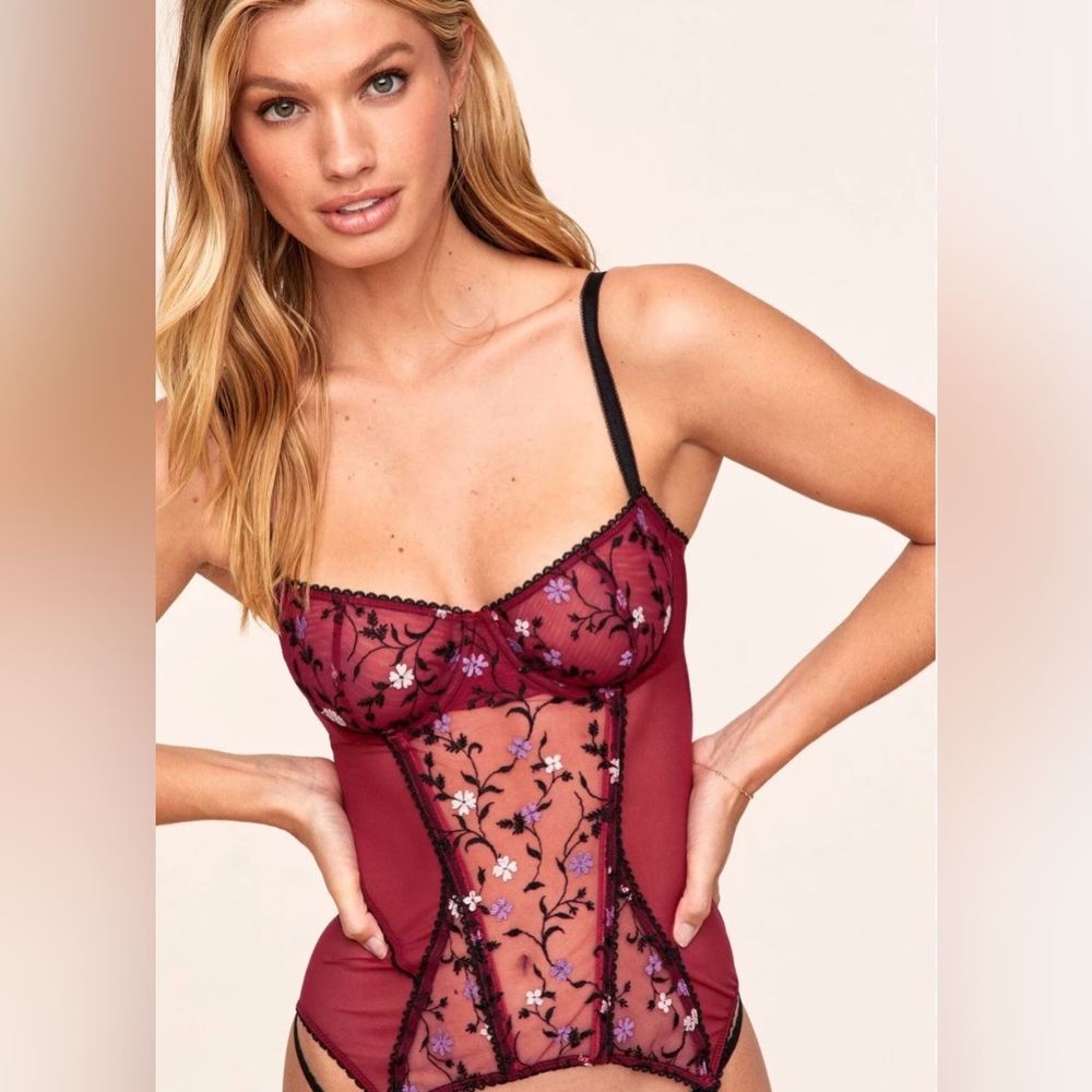 Adore Me Amaris Unlined Corset